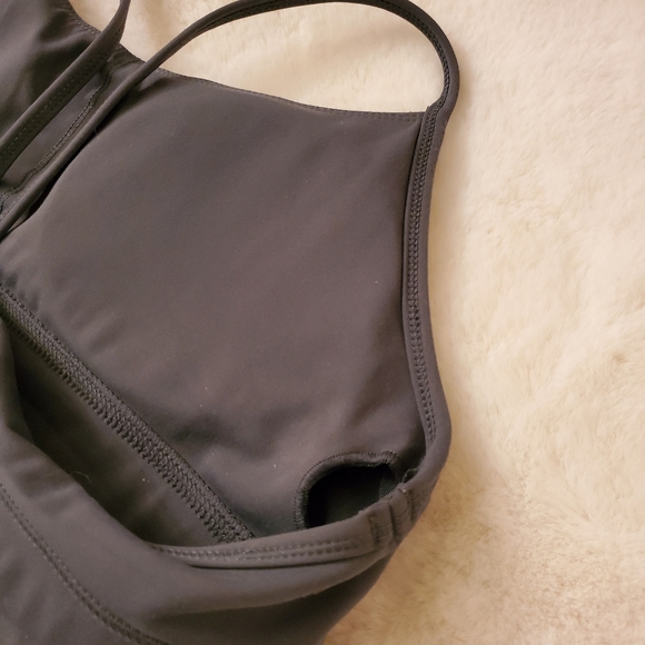 Peachy Bunz 2.0 Sports Bra Size 10 - Picture 9 of 9